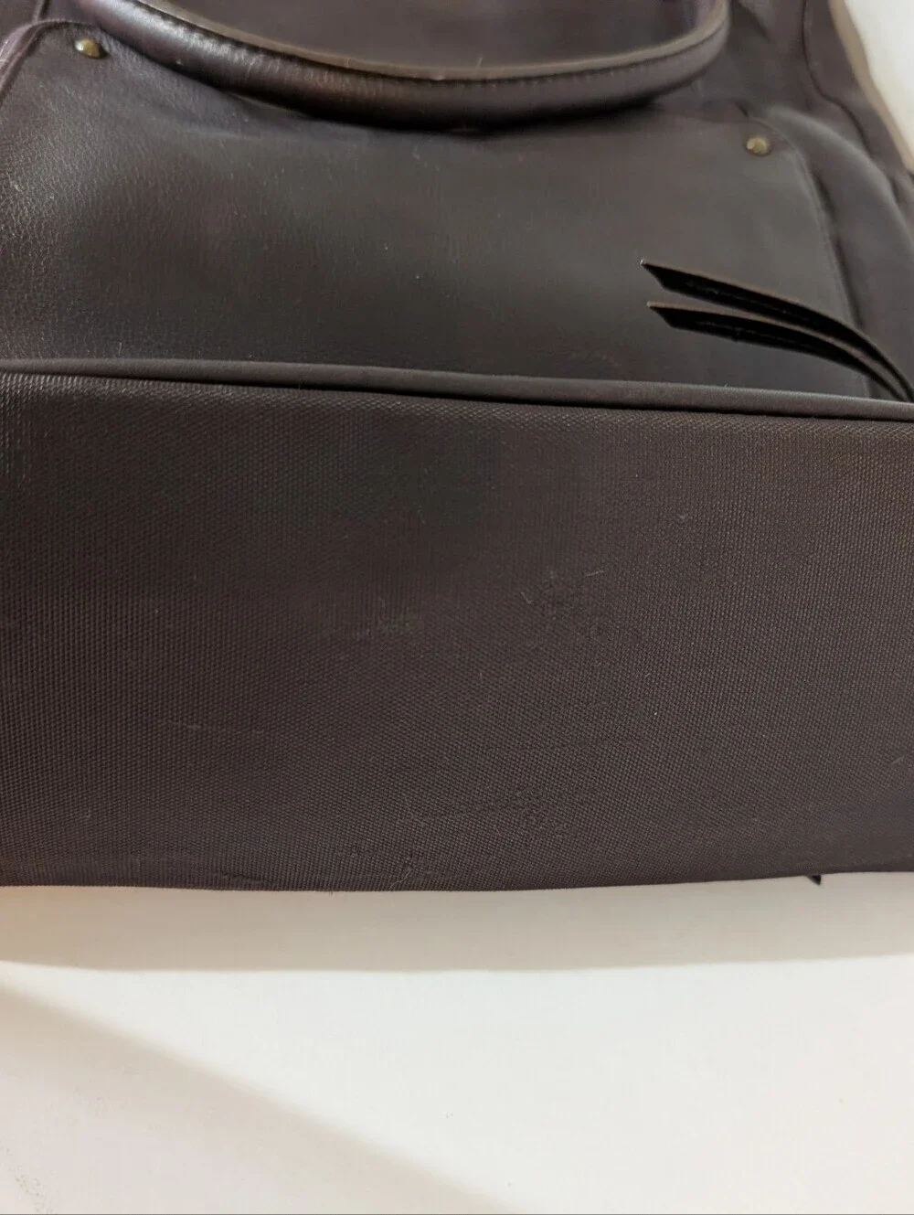 Solo NY Leather Laptop BucketTote Bag in Espresso - Classic Everyday Carry